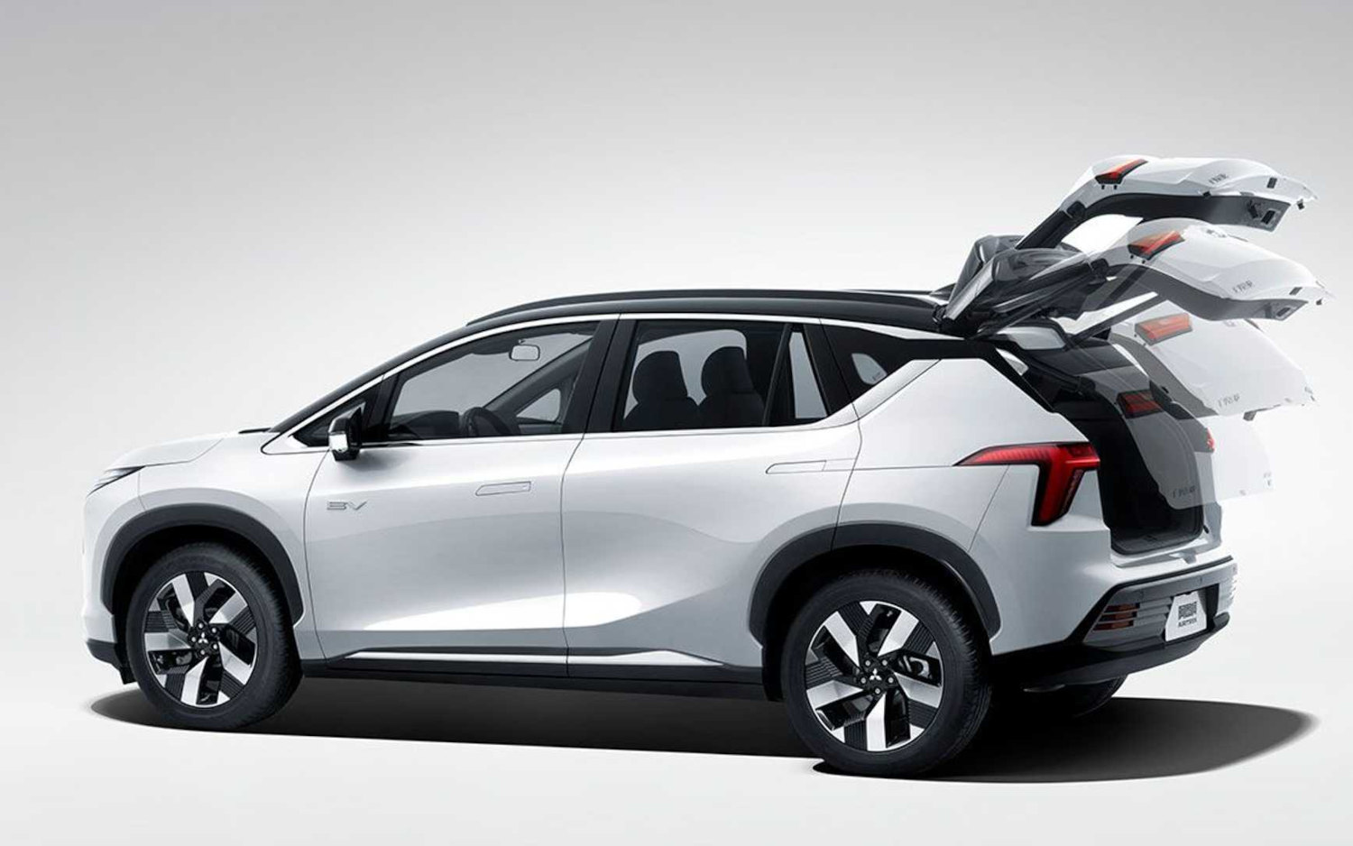 Mitsubishi airtrek 2022
